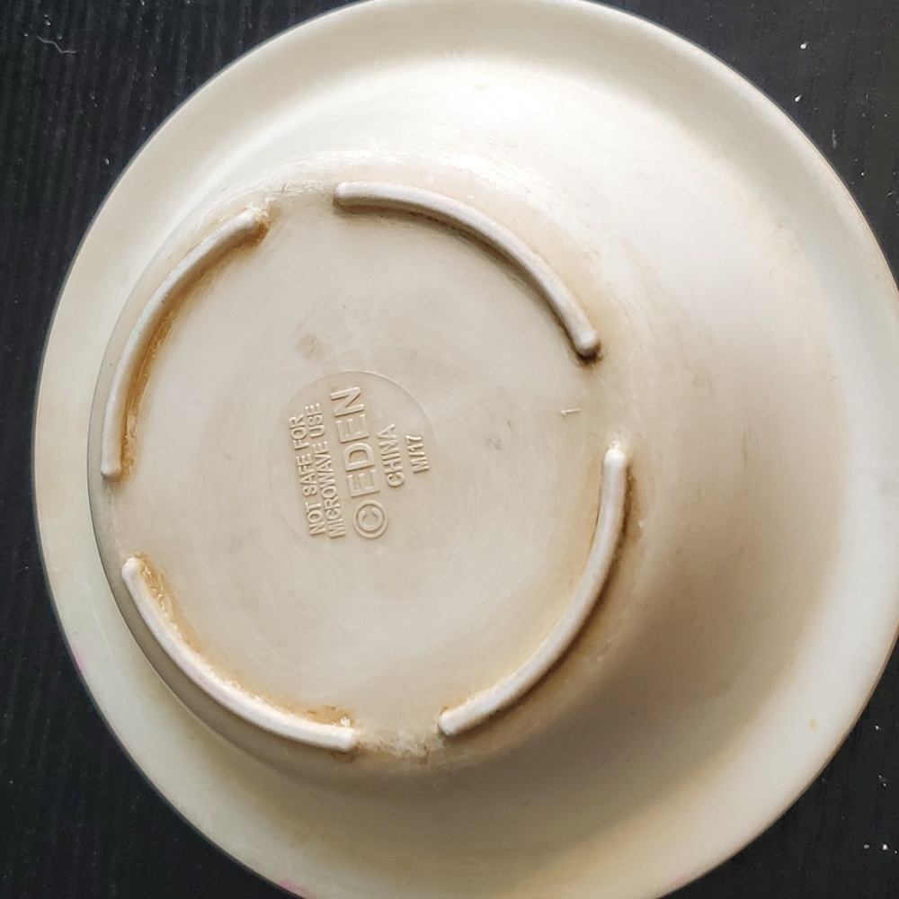 1996 Peter Rabbit bowl - Picture 3 of 3